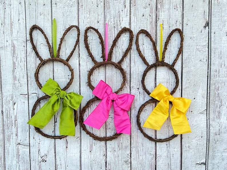 Original Bunny Wreath Spring Wreath Easter Decoration Large or Mini Bunny Wreath image 7