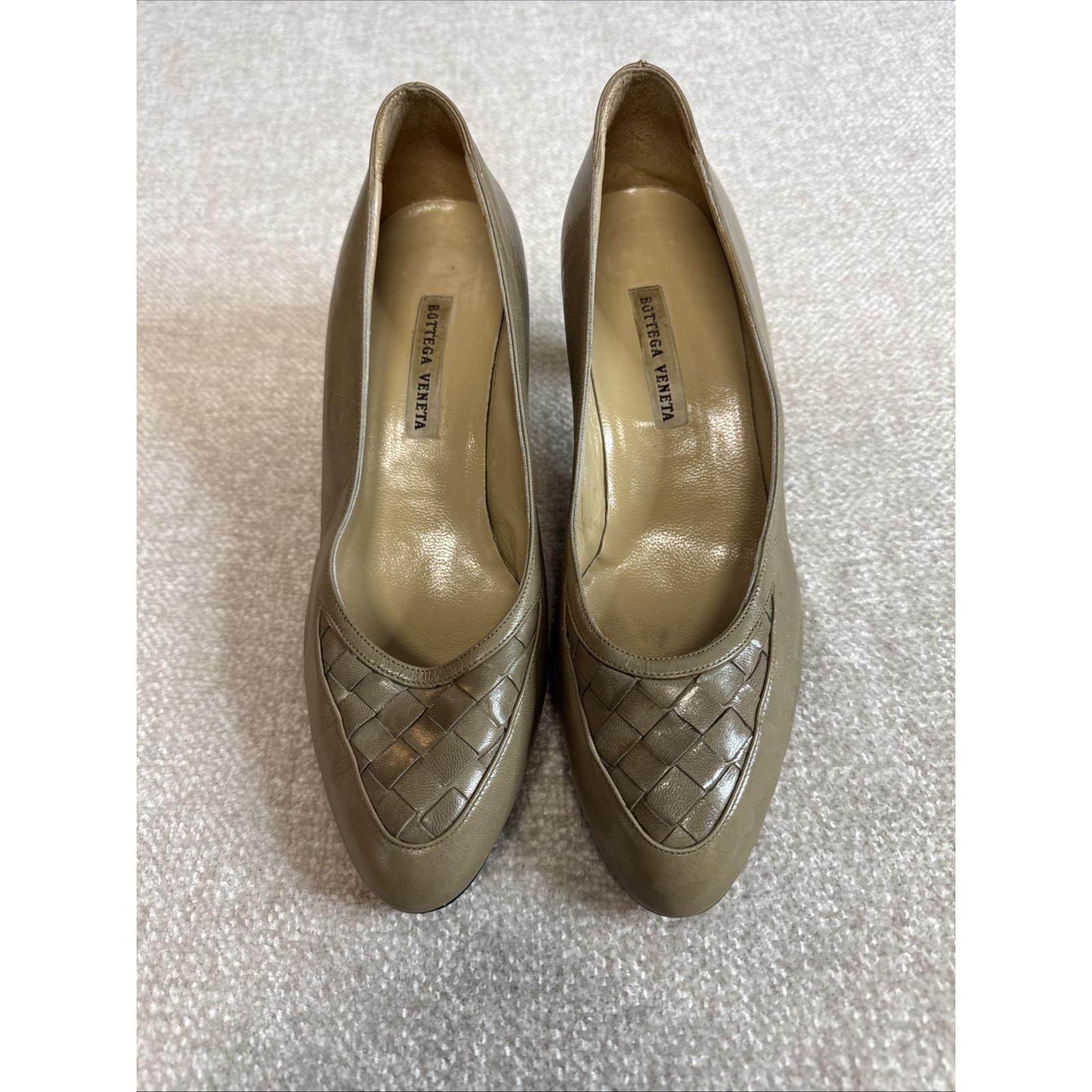Bottega Veneta Peep Toe Heels for Women for sale | eBay BOTTEGA VENETA Peep Toe Ankle Strap Pumps Heels Leather Taupe Sz 8 Italy Vintage main image 1