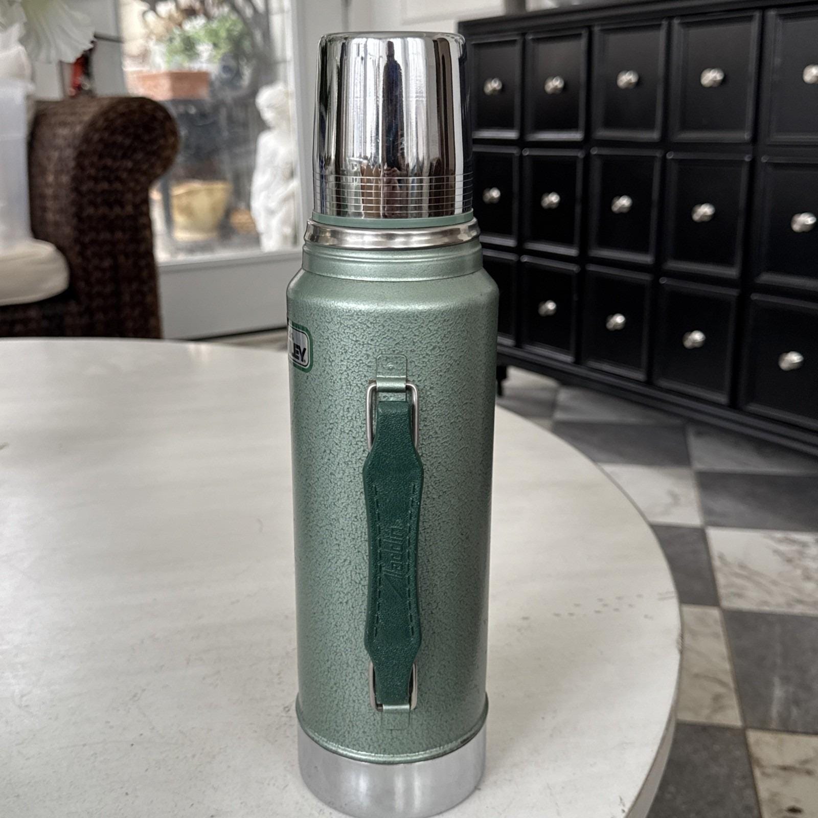 VINTAGE Stanley Aladdin Thermos Us-made A-944dh Green Metal 1