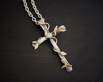 He is Risen Necklace