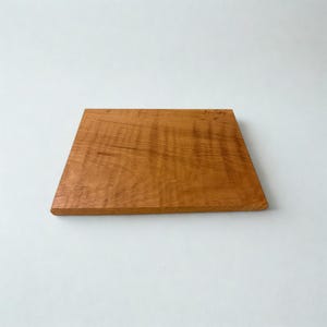 Solid oak cutting board with natural edge – 40×25-30cm | Handmade wooden board as a kitchen helper & serving board | Natural wood image 5