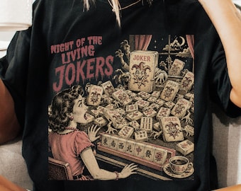 ハロウィン映画麻雀シャツ、麻雀好きへのギフトアイデア、ヴィンテージTシャツ、麻雀ゲームナイトTシャツ、ハロウィン麻雀が大好きな女の子