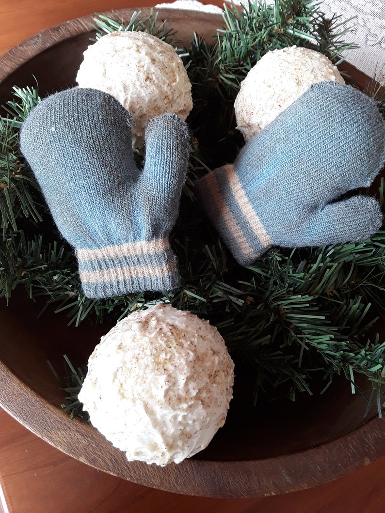 Grungy Winter Snowball Mitten Bowl Filler Etsy
