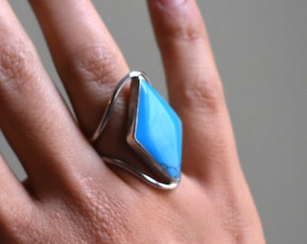 Vintage Turquoise Mexican Silver Taxco Ring (Diamond Shaped)