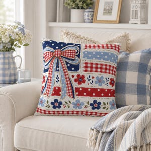 Patriottische patchwork kussensloop met strik | Vierkant decoratief kussen