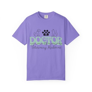 Small Animal Veterinarian T-shirt | DVM Tee