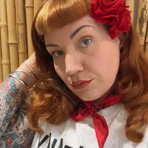 ELLEN Red image 1