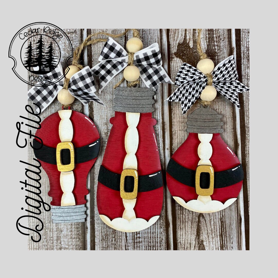 34 Coupe - Cedar Ornament 34 Coupe - Cedar Ornament