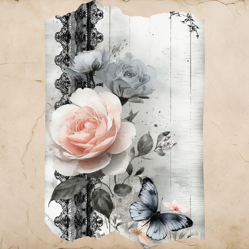 Puede incluir: Ilustraci&oacute;n en acuarela con una gran rosa rosa, rosas grises y una mariposa azul. Encaje negro acent&uacute;a el lado izquierdo de la imagen, con un fondo envejecido de estilo vintage. La obra de arte tiene un tema floral rom&aacute;ntico.