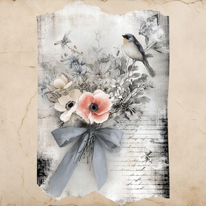 Puede incluir: Ilustraci&oacute;n floral de estilo vintage con un ramo de flores atado con una cinta azul claro. El ramo incluye flores rosas, blancas y azules, con un peque&ntilde;o p&aacute;jaro posado en una rama. El fondo tiene una textura de papel envejecido.