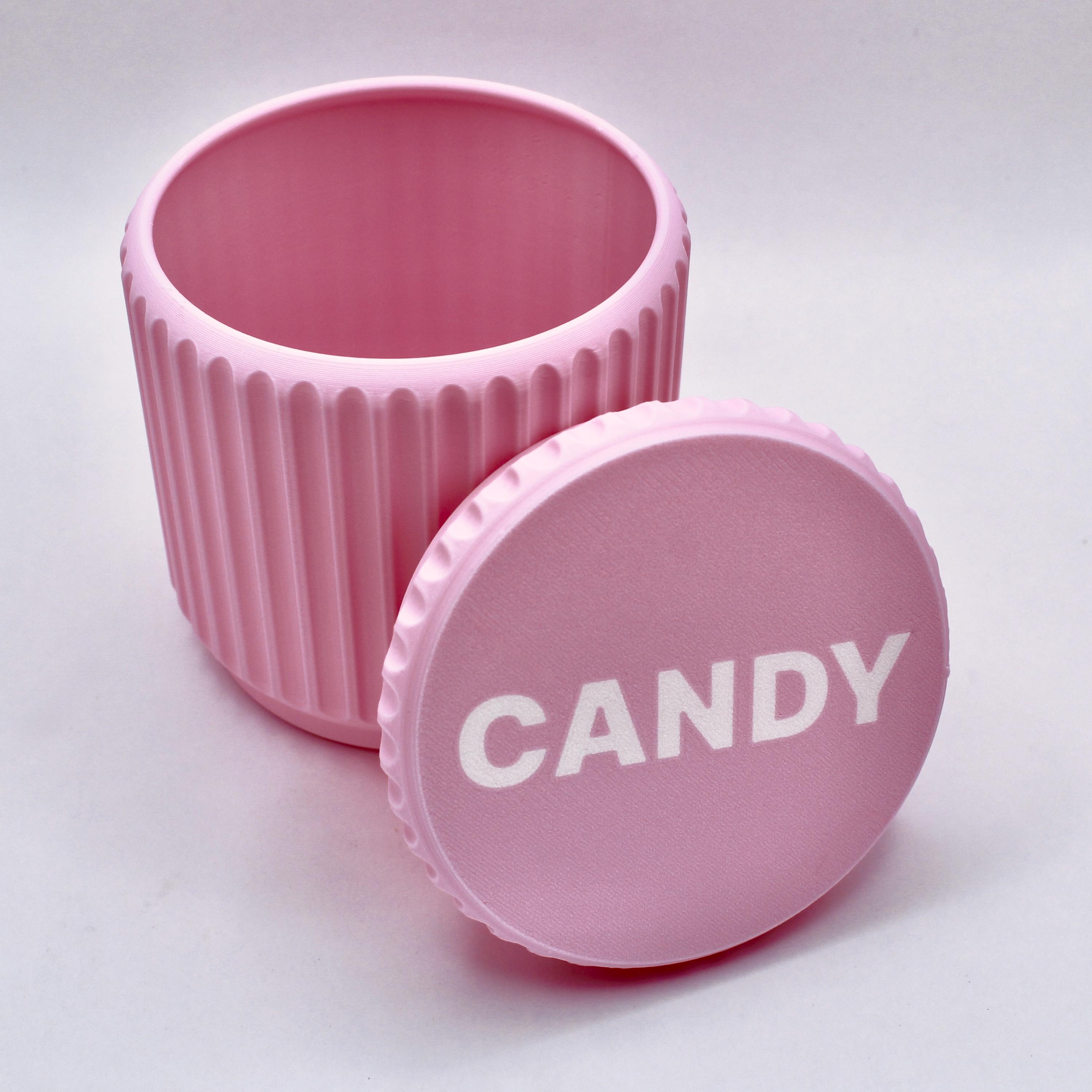 Personalized stackable container with nine text color options