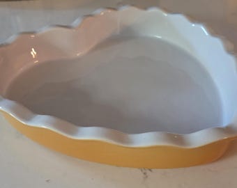 Emile Henry Ruffled Heart Pie/Quiche Dish