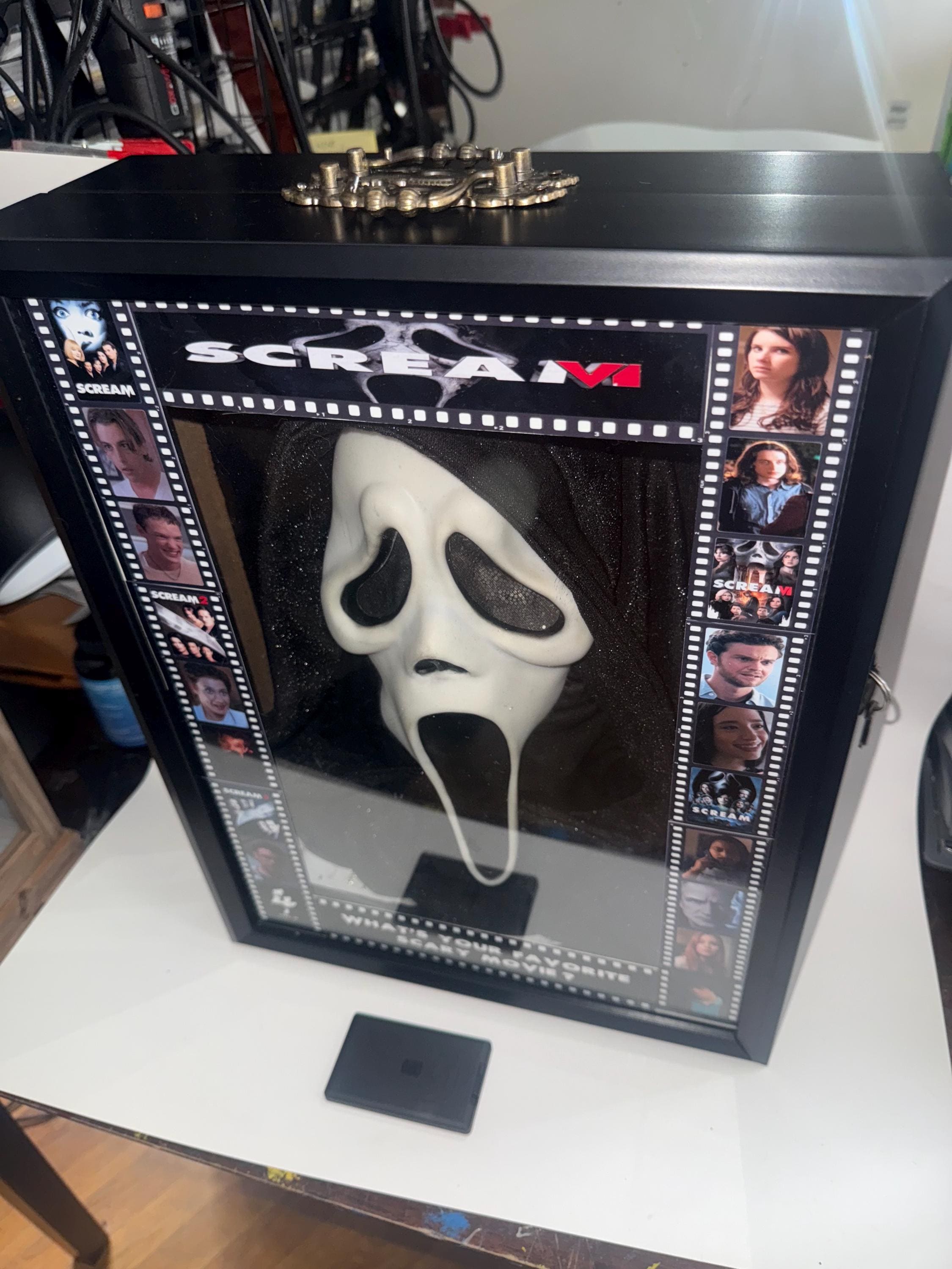 Case Scream SCREAM Ghostface LED Display Case - Etsy
