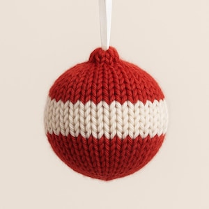 Beginner level Classic Knitted Christmas Ornament