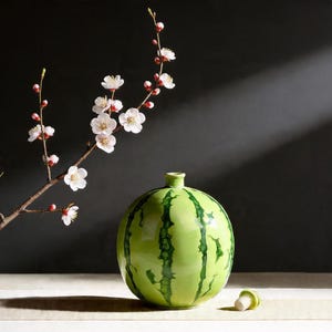 Decanter per vino in ceramica a forma di anguria, realizzato a mano a Jingdezhen - Bottiglia per liquori unica a forma di frutto, decorazione estiva per la casa, regalo creativo per l'inaugurazione di una nuova casa.