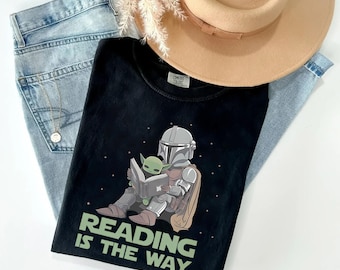 Retro Reading The Way Png, Vintage Star Wars The Mandalorian Png, Disni Star Wars Png, Reading Png, Boook Lovers Png