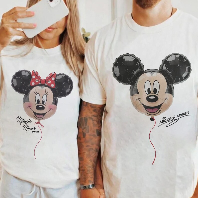 Retro Minnie Mickey ballongpar matchande PNG, Vintage Disney Mickey Minnie Mouse, Disney par man fru semester bild 3