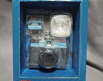 Lomography Diana F+ Medium Format 120 Film Camera with Flash Blue Black Kit