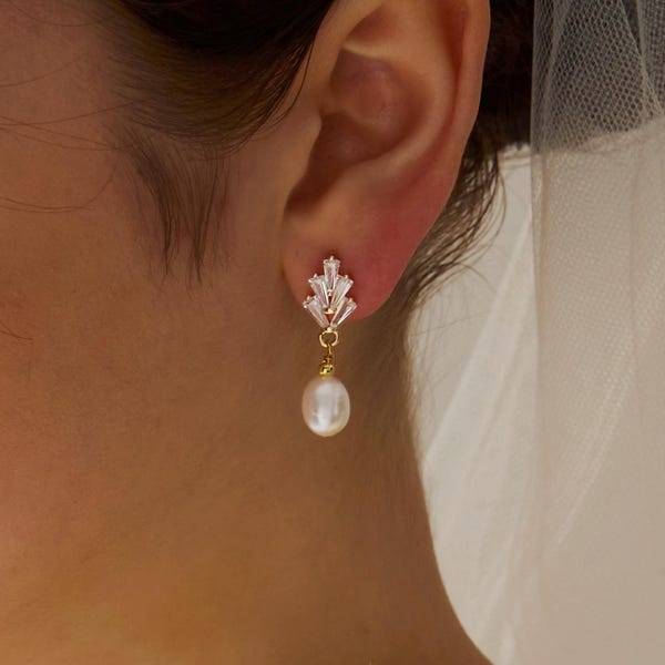 Crystal Leaf Pearl Earrings,Freshwater Pearl Drop Earrings,Diamond Leaf Pearl Earrings,Crystal Bridal Wedding Earrings,Bridesmaid Gift