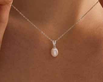 Minimalist Freshwater Pearl Necklace,Wedding Necklace,Bridal Necklace,Single Pearl Necklace,Mothers Necklace,Bridesmaid Gifts,Gift for Mom