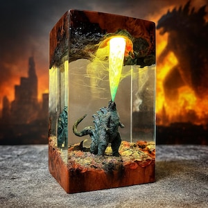 XLサイズ - ゴジラジオラマレジンランプ XLサイズ - ゴジラジオラマレジンランプ - メルカリ