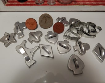 Large Lot Vintage Small Cookie Cutters Cookie Stamps
