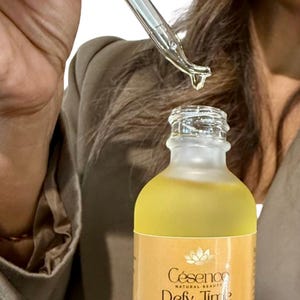 Defy Time Serum: Anti-Aging Glow Facial Oil with Jojoba, Castor & Frankincense. image 9