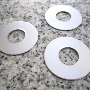 1 1/4 32mm Round Wide Rim Washer 1/2'' center hole Stamping Blanks, 22g Stainless Steel AWESOME Silver Alternative WRW10 image 1