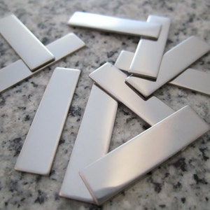 1/4&quot;x1 1 /4&quot; (6MMx32MM) Rectangle Stamping Blanks, 22g Stainless Steel - AWESOME Silver Alternative RT02-10