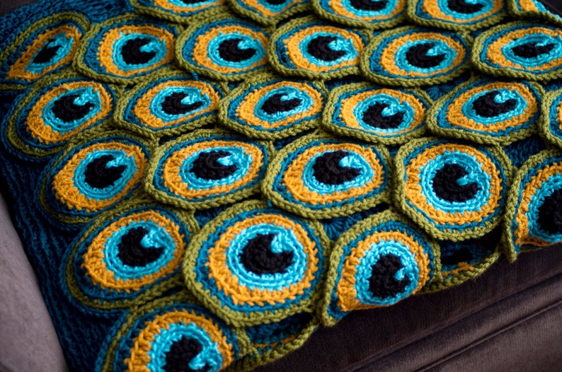 Peacock Pretty Blanket / Afghan / Throw Crochet Pattern imagem 4