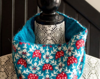 KNITTING PATTERN for the Amanita Cowl