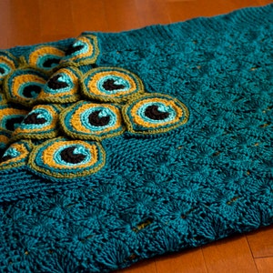 Peacock Pretty Blanket / Afghan / Throw Crochet Pattern image 5