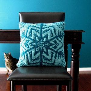 Knitting Pattern for Snowflake Pillow Cover