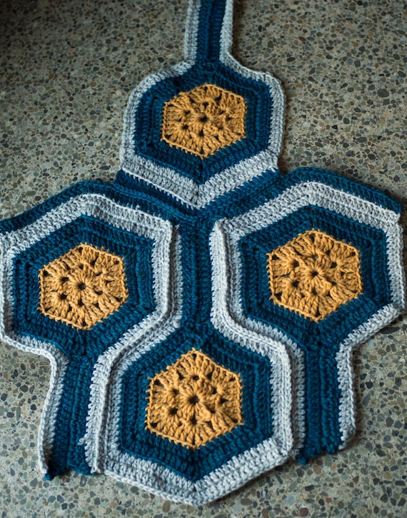 Crochet Pattern — the Shining Blanket, Geometric Throw Afghan