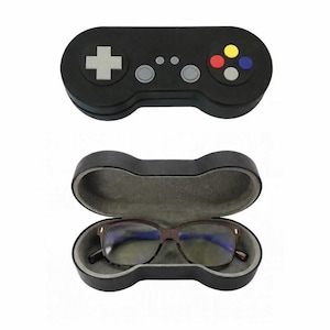 Retro Game Controller Eyeglasses Case, Hard Shell Gamer Sunglasses Storage