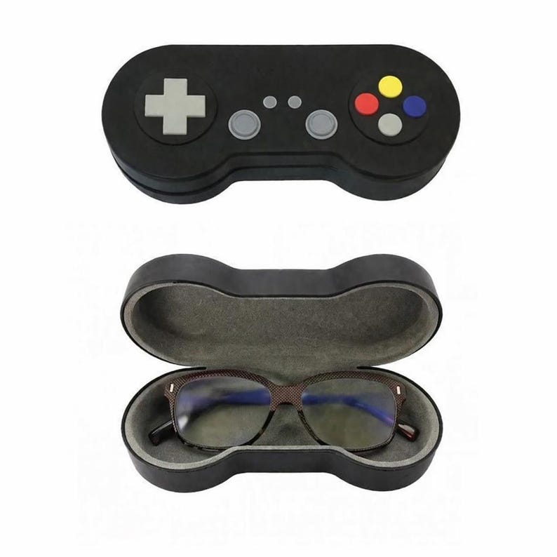 Retro Game Controller Eyeglasses Case, Hard Shell Gamer Sunglasses Storage Black