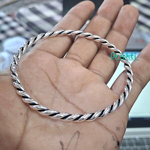 Bracciale rigido intrecciato in argento sterling 925, bracciali rigidi indiani in argento, gioielli minimalisti impilabili fatti a mano.