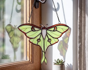 Moon Moth Stained Glass Suncatcher, Luna Moth Butterfly Window Hanging, Handmade Butterfly Glass Art for Sunlit Window Home Decor