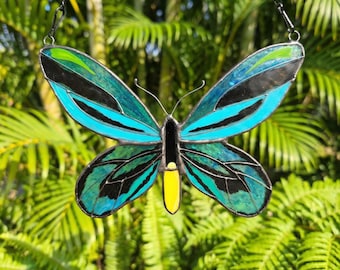 Queen Alexandra’s Birdwing Butterfly Stained Glass Suncatcher, Handmade Butterfly Window Hanging, Elegant Nature Inspired Home Decor