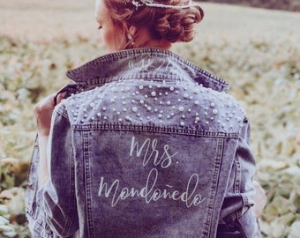 Personalized Bride Denim Jacket with Pearls - Custom Mrs Jean Jacket, Wedding Gift with Last Name, Bridal Shower Gift, Bachelorette Party