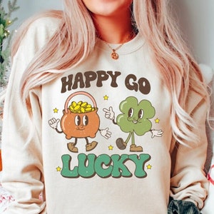 Lucky Retro Sweatshirt, Lucky Clover Sweater, St Patricks Day Sweatshirt, Lucky Shamrock Pullover, Womens Lucky Sweatshirt, Lucky Crewneck