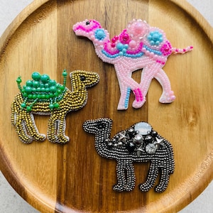 Pärlbesatt kamelpatchapplikation, handgjord 3D-strass, kamelökendjursutsmyckning, sy på för jacka, väska, denim