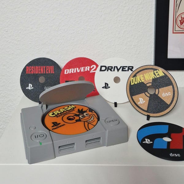 Retro PS1 holder + Coaster Set (5 pcs) – 3D Printed Holder – Perfect Gift for Gamers