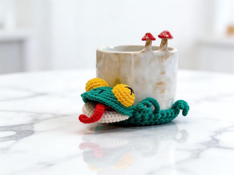 crochet lizard coaster under coffee mug, fun animal mug rug crochet pattern
