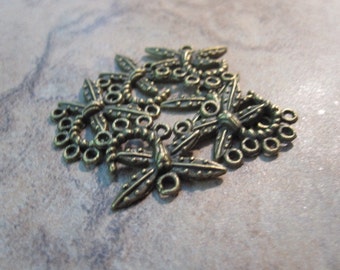 6 Drop, antiqued brass-plated pewter (tin-based alloy), 19x13mm dragonfly, 5 loops.-JD226