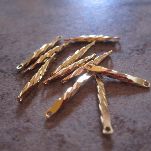 10 Links,gold-plated brass,12x2mm twisted bar..  - JD200