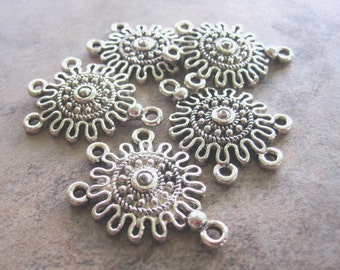 10  Antiqued Silver-Plated Pewter Drops, 17mm Single-Sided Fancy Round with Concentric Ridges and 3 Loops - JD32
