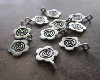 25 Antiqued Silver Pewter Flower Charms - 11X10mm - JD79