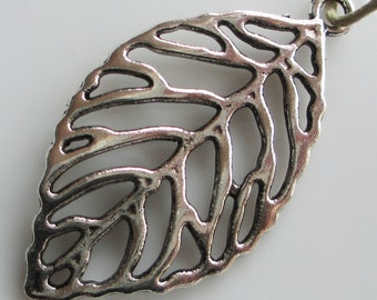 Pendentif feuille