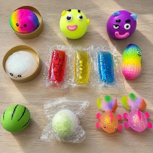 Cute Squishy Box, Dog Face Watermelon Squishy Blind Box, Random Food & Animal Theme Slow Rising Sensory Fidget Toy, Stress Relief